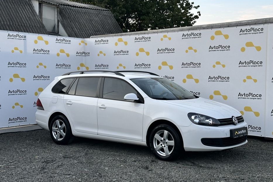 Продам Volkswagen Golf  VI 2011 года в Луцке