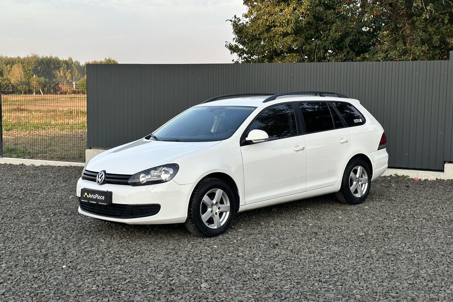 Продам Volkswagen Golf  VI 2011 года в Луцке