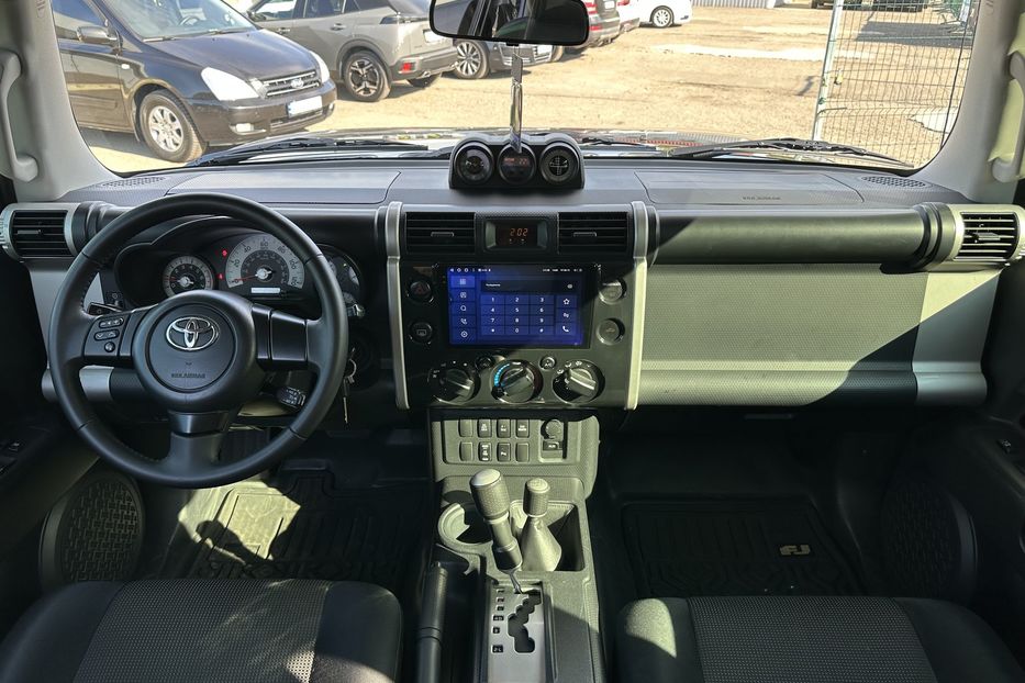 Продам Toyota FJ Cruiser 2008 года в Киеве