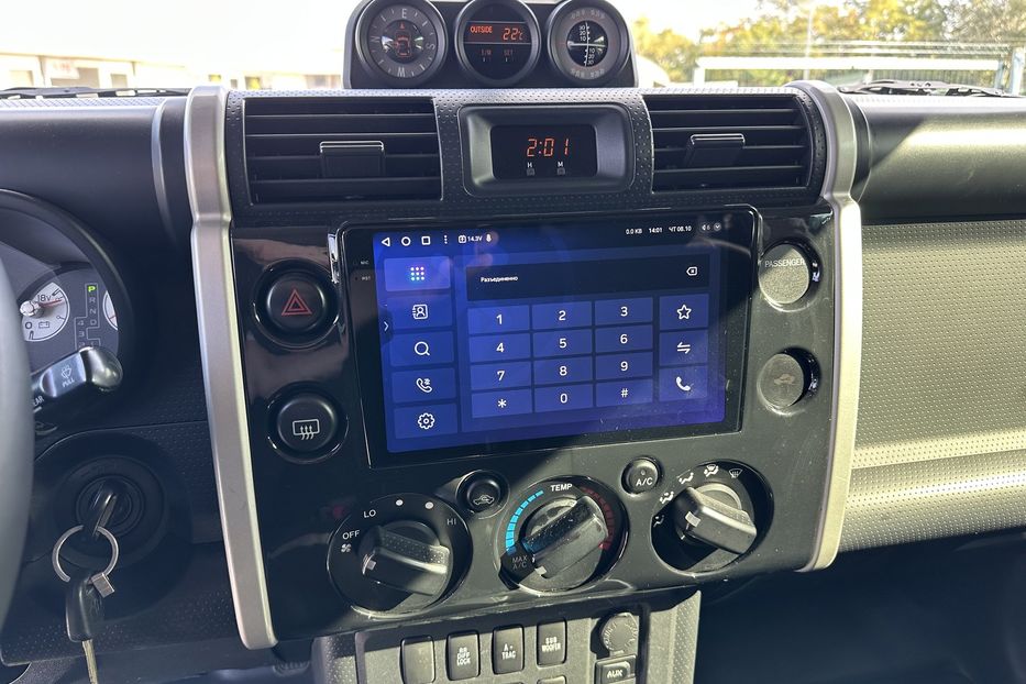 Продам Toyota FJ Cruiser 2008 года в Киеве
