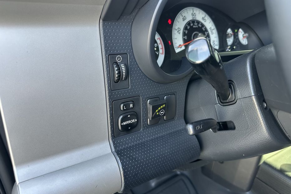 Продам Toyota FJ Cruiser 2008 года в Киеве