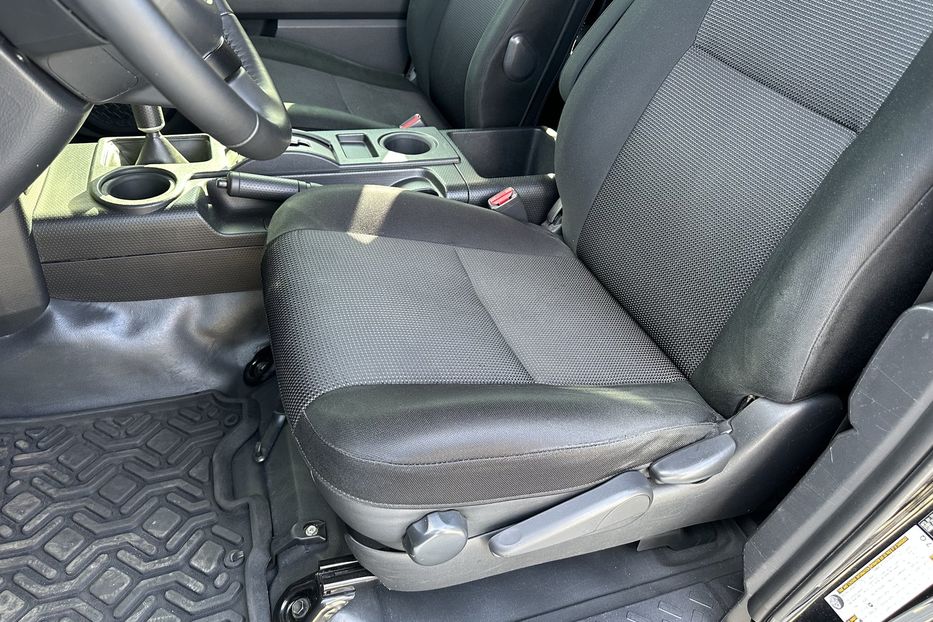 Продам Toyota FJ Cruiser 2008 года в Киеве