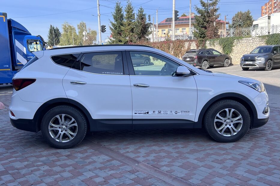 Продам Hyundai Santa FE Premium 4WD  2016 року у Тернополі