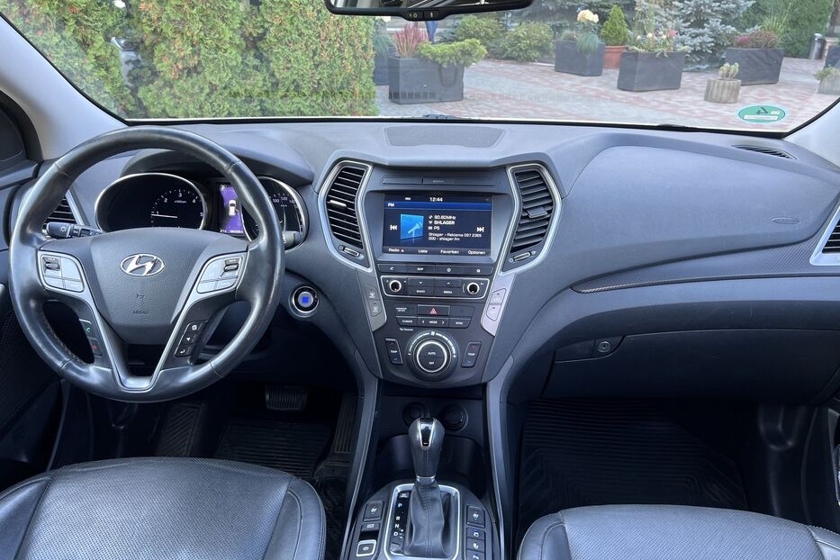 Продам Hyundai Santa FE Premium 4WD  2016 року у Тернополі