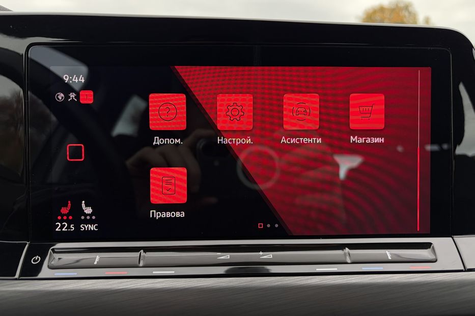 Продам Volkswagen Golf Variant 8, 2.0 TDI 150к/с PRO LED 2022 года в Львове
