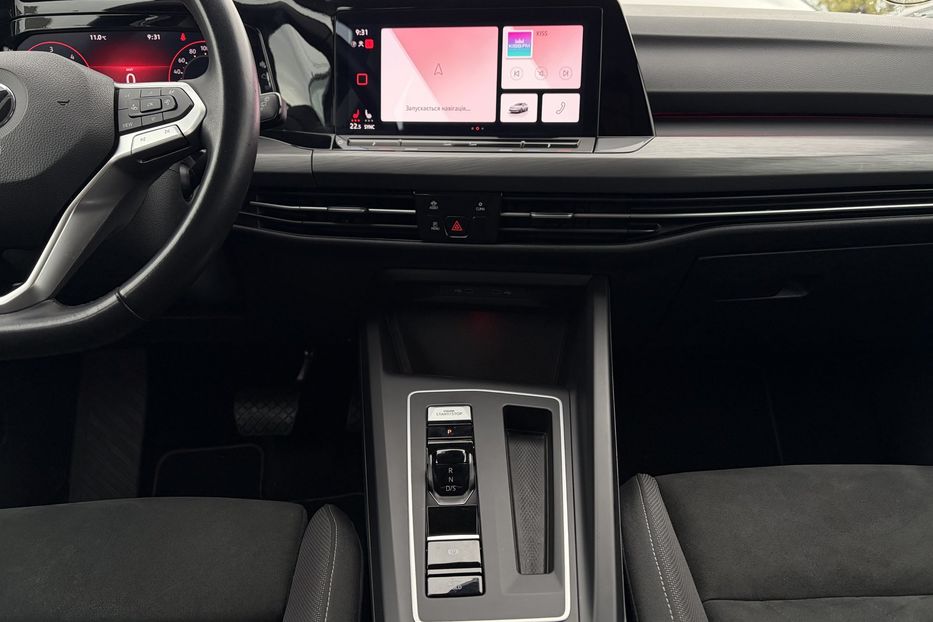 Продам Volkswagen Golf Variant 8, 2.0 TDI 150к/с PRO LED 2022 года в Львове