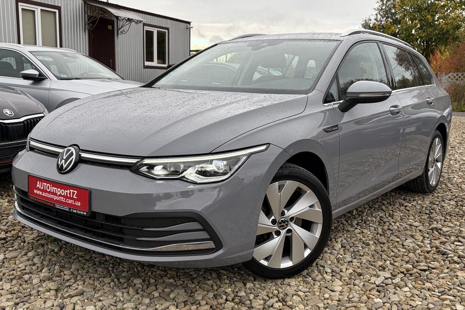 Продам Volkswagen Golf Variant 8, 2.0 TDI 150к/с PRO LED 2022 года в Львове