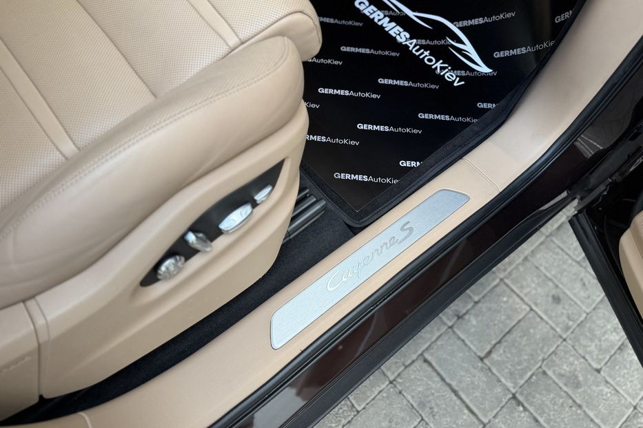 Продам Porsche Cayenne S 2020 года в Киеве