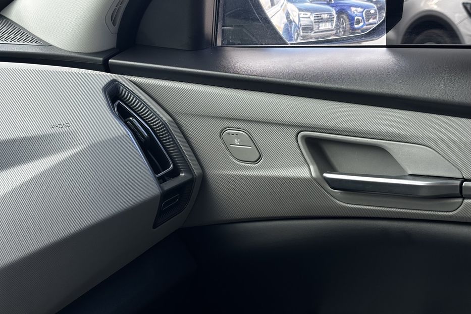 Продам Kia EV6 ЕV5 LAND 2024 года в Львове