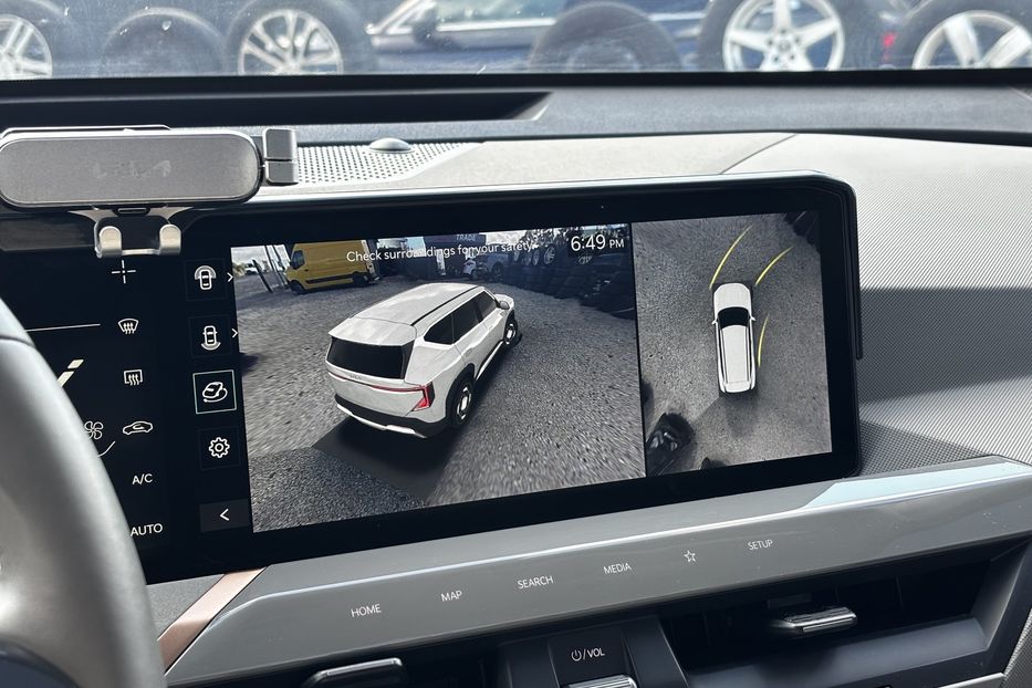 Продам Kia EV6 ЕV5 LAND 2024 года в Львове