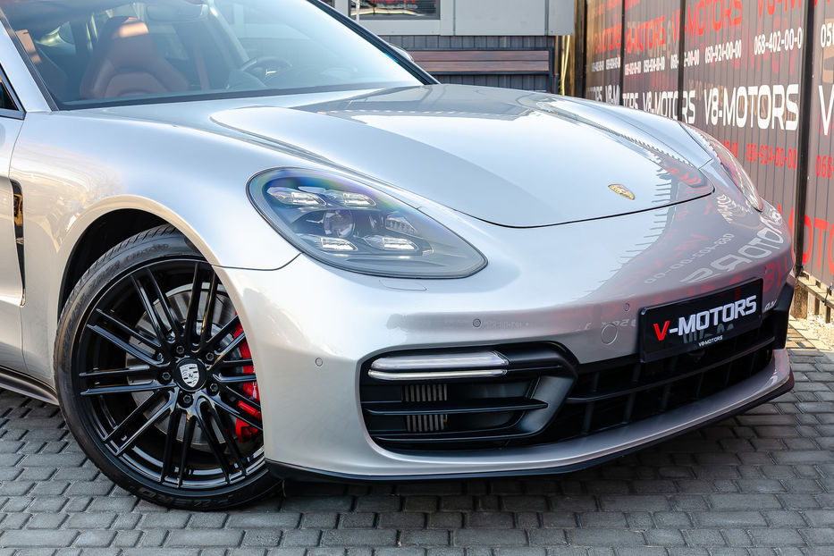 Продам Porsche Panamera GTS 2019 года в Киеве
