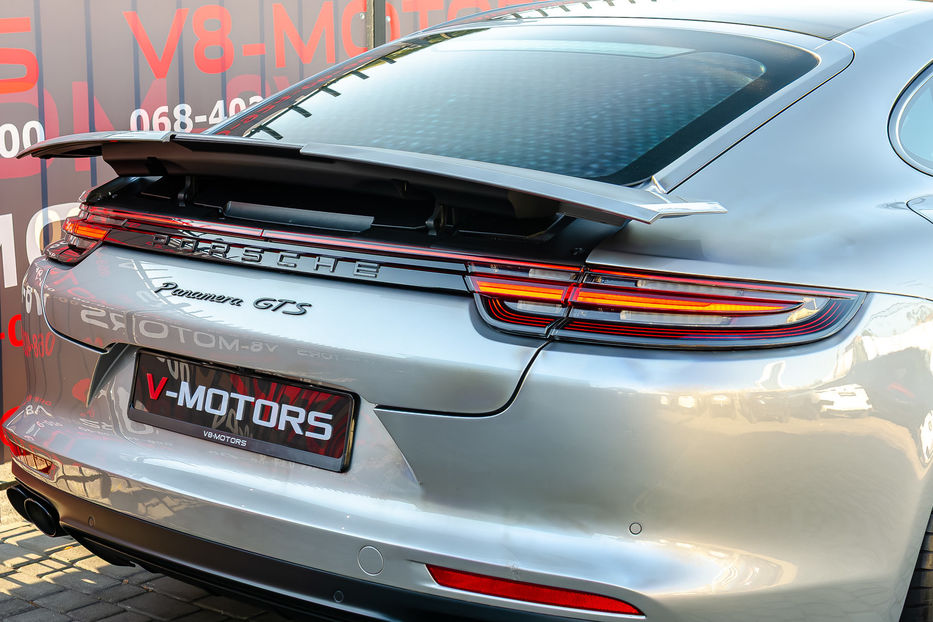 Продам Porsche Panamera GTS 2019 года в Киеве