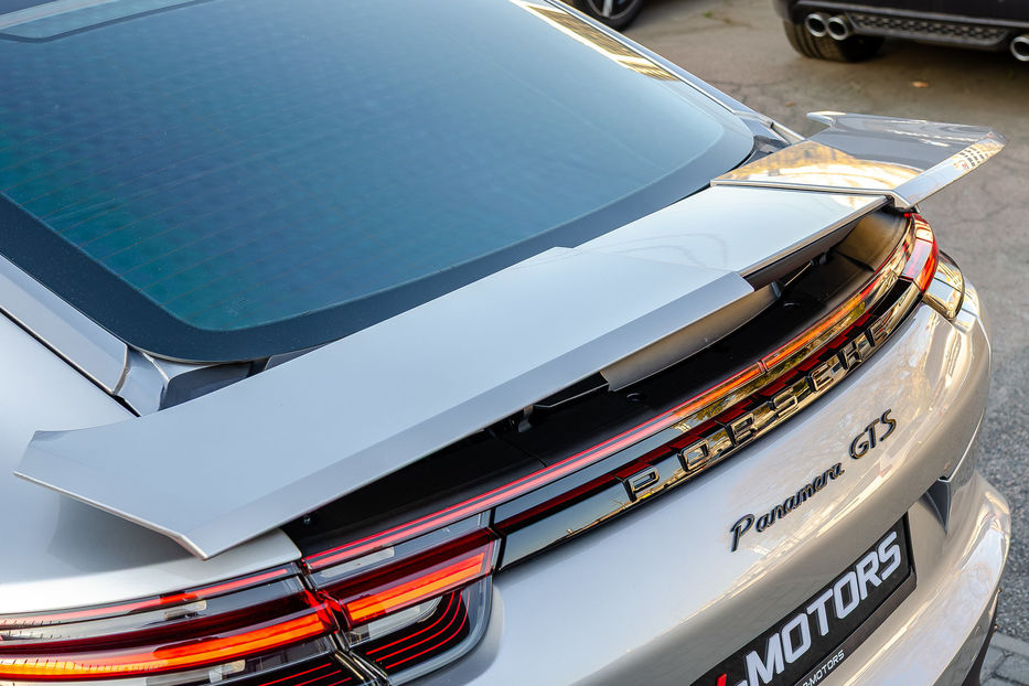 Продам Porsche Panamera GTS 2019 года в Киеве