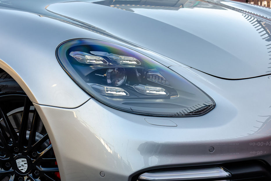 Продам Porsche Panamera GTS 2019 года в Киеве