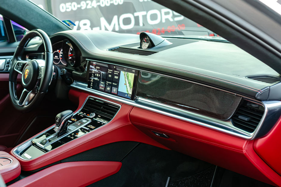 Продам Porsche Panamera GTS 2019 года в Киеве