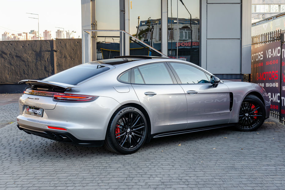 Продам Porsche Panamera GTS 2019 года в Киеве