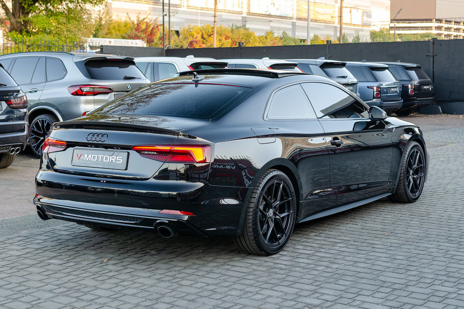 Продам Audi A5 Coupe QUATTRO 2018 года в Киеве