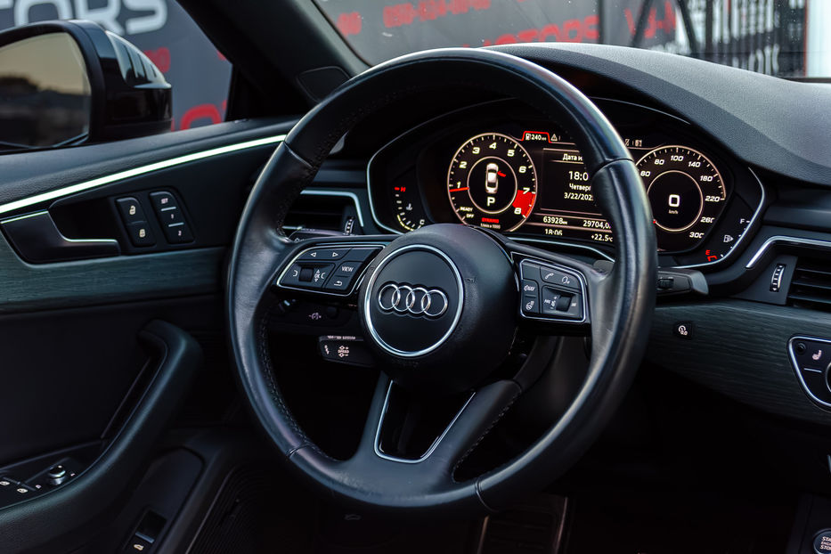 Продам Audi A5 Coupe QUATTRO 2018 года в Киеве