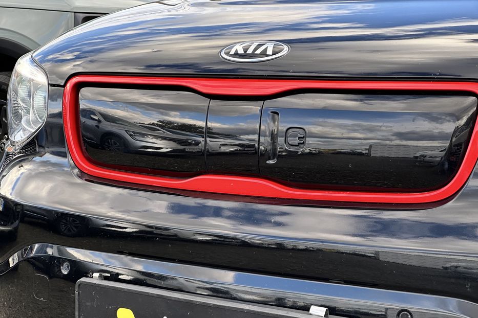 Продам Kia Soul 27 квт 2016 года в Луцке