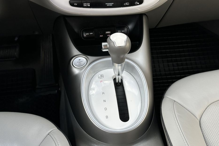 Продам Kia Soul 27 квт 2016 года в Луцке