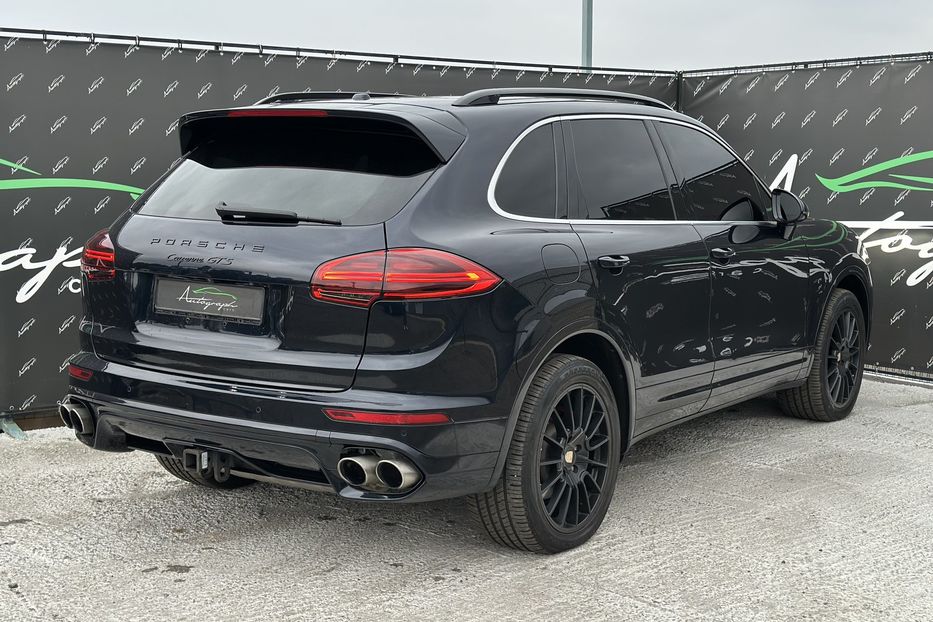 Продам Porsche Cayenne S 2015 года в Киеве