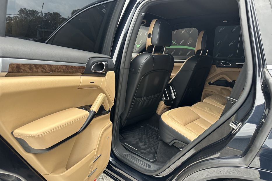 Продам Porsche Cayenne S 2015 года в Киеве