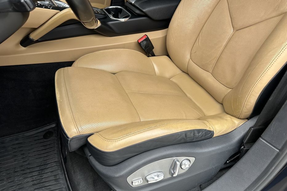 Продам Porsche Cayenne S 2015 года в Киеве