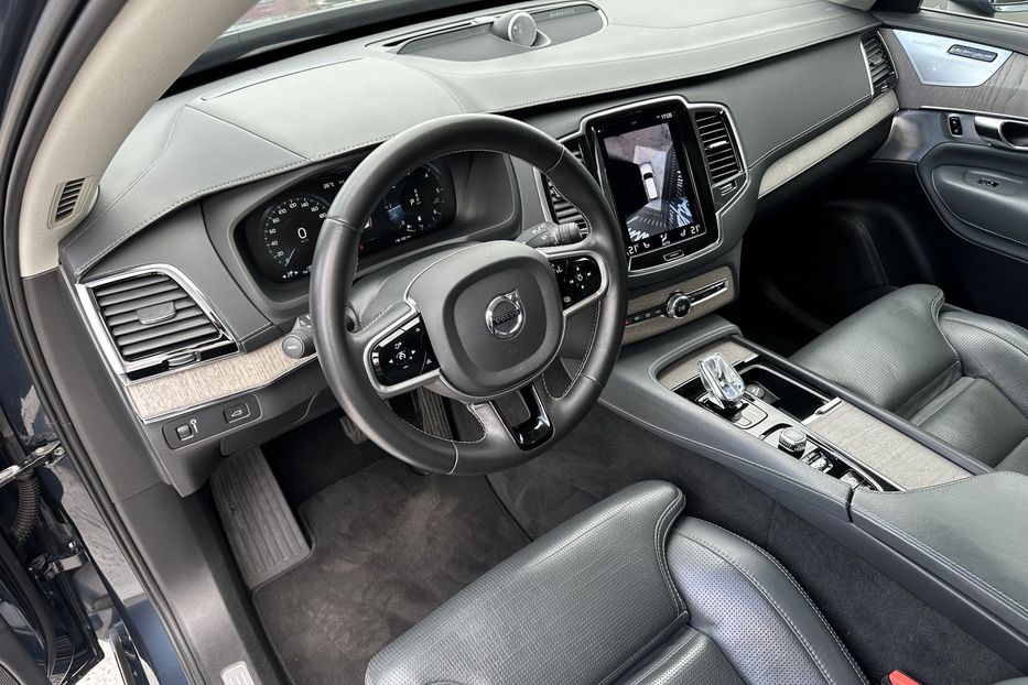 Продам Volvo XC90 2.0D Inscription MHEV 2020 года в Киеве