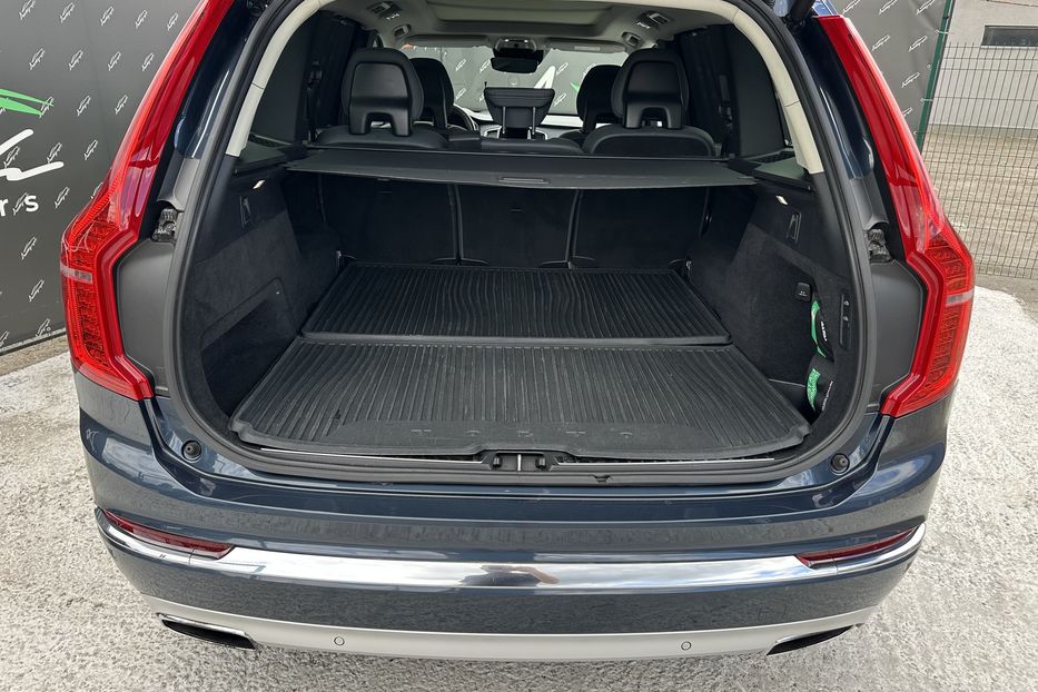 Продам Volvo XC90 2.0D Inscription MHEV 2020 года в Киеве