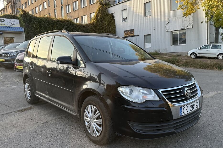 Продам Volkswagen Touran Comfortline TDI 2007 года в Николаеве