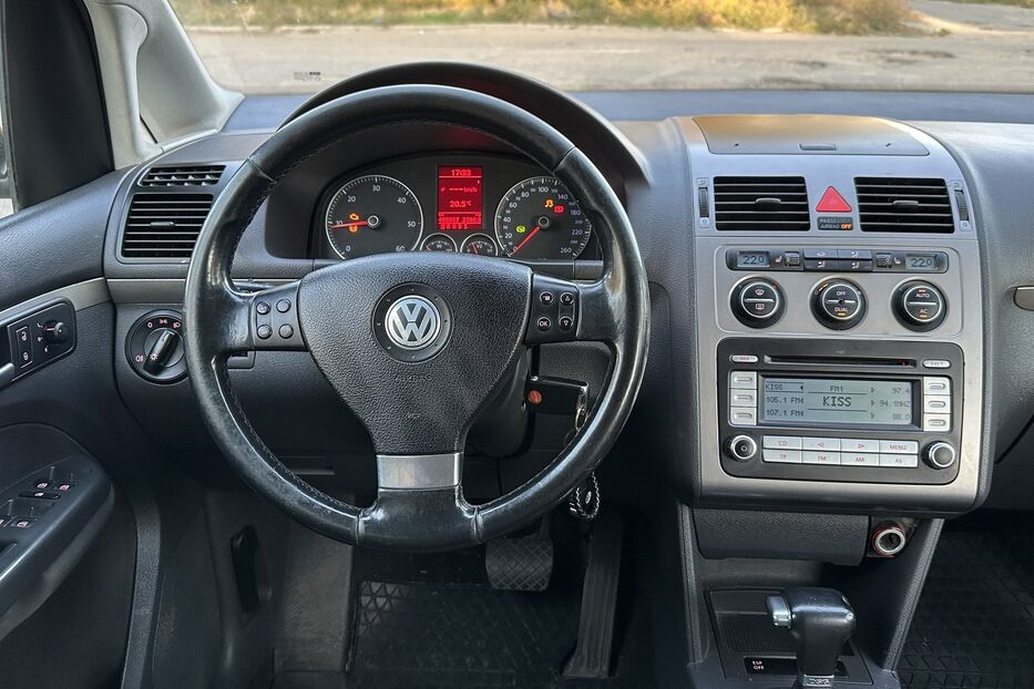 Продам Volkswagen Touran Comfortline TDI 2007 года в Николаеве