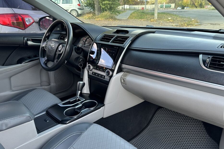Продам Toyota Camry LE 2013 года в Николаеве