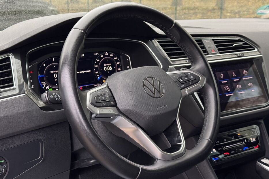 Продам Volkswagen Tiguan 2.0TDI DSG (150 k.c) Elegance 2022 року у м. Умань, Черкаська область