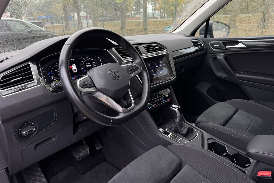 Продам Volkswagen Tiguan 2.0TDI DSG (150 k.c) Elegance 2022 року у м. Умань, Черкаська область