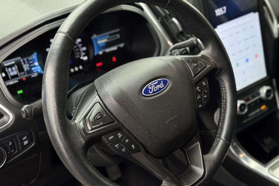 Продам Ford Edge Titanium AWD (245 k.c) 2022 року у м. Умань, Черкаська область