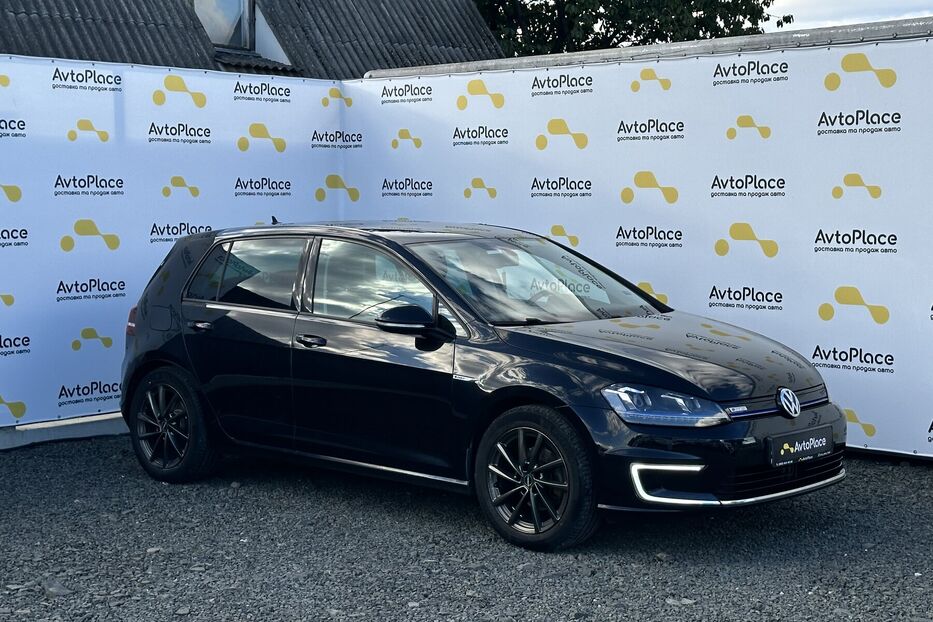 Продам Volkswagen e-Golf 24 KW 2016 року у Луцьку