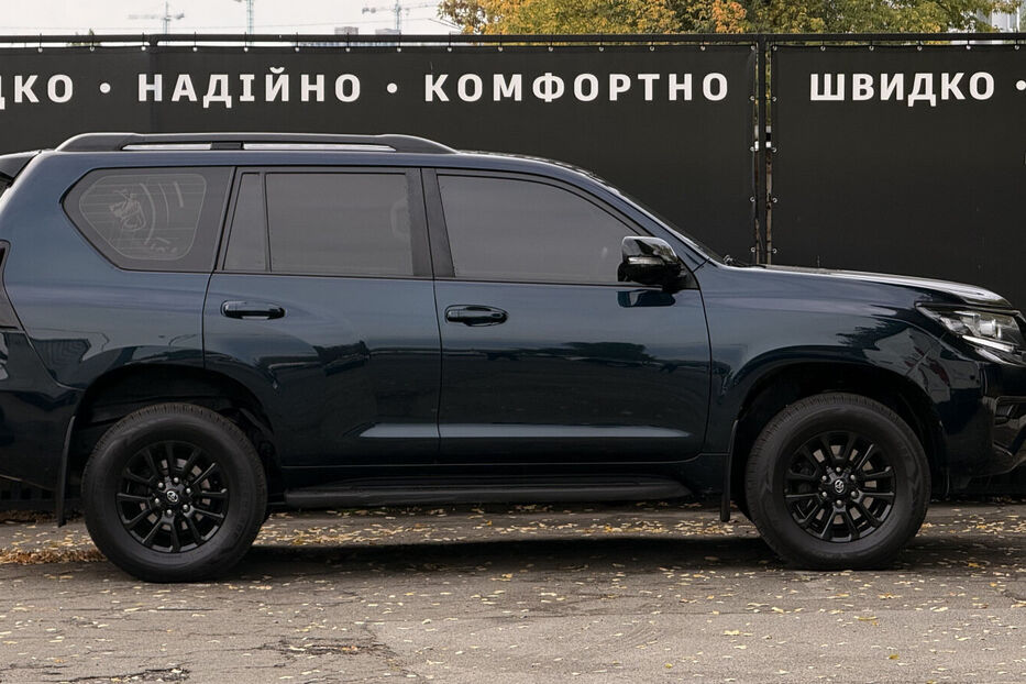 Продам Toyota Land Cruiser Prado J150 2017 року у Києві