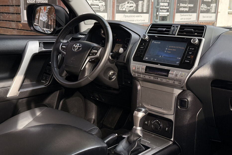 Продам Toyota Land Cruiser Prado J150 2017 року у Києві