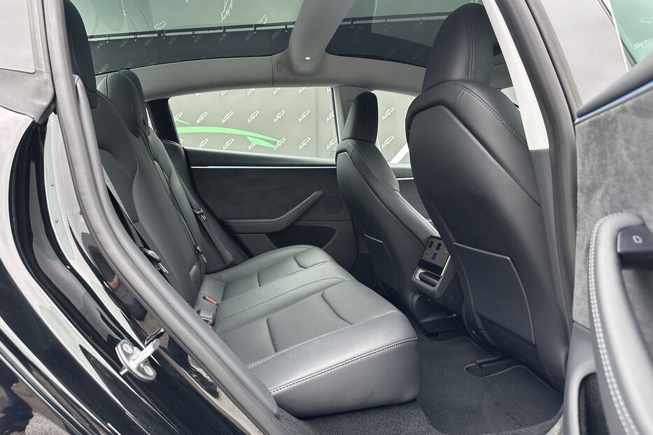 Продам Tesla Model 3 Dual motor Maximum range  2025 року у Києві