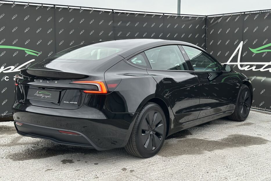 Продам Tesla Model 3 Dual motor Maximum range  2025 року у Києві