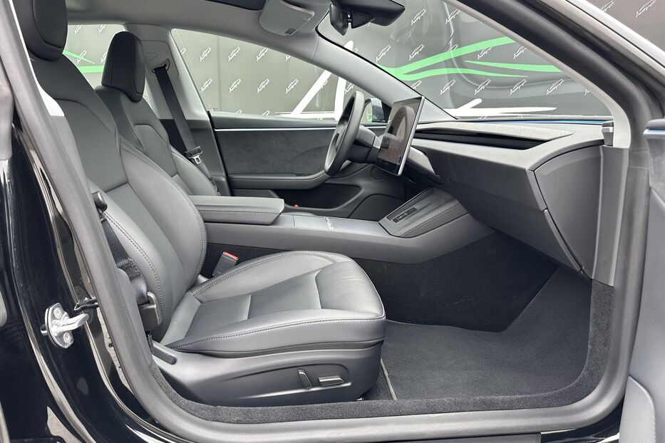 Продам Tesla Model 3 Dual motor Maximum range  2025 року у Києві