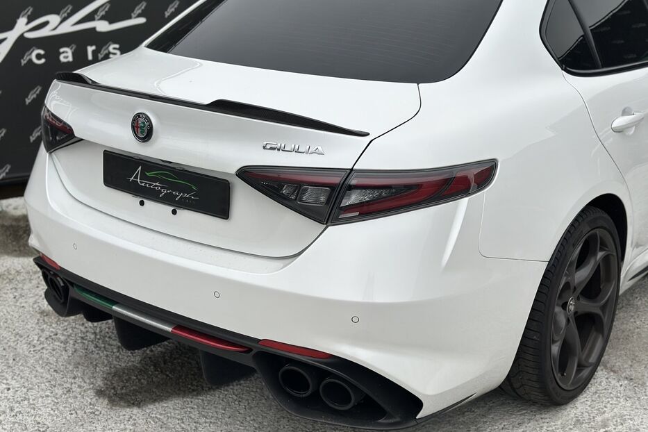 Продам Alfa Romeo Giulia Quadricoglio 2.9 Biturbo 2018 року у Києві