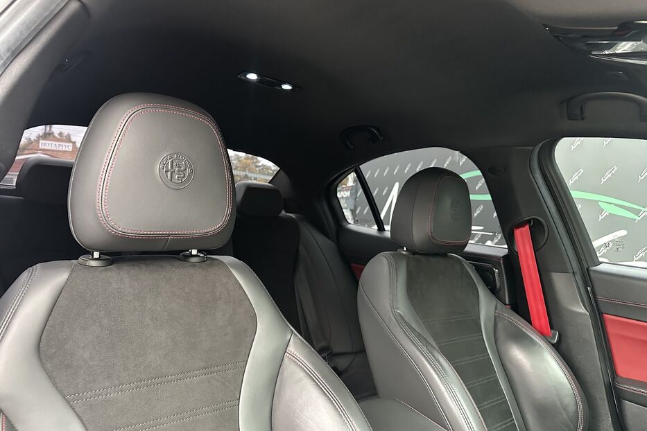 Продам Alfa Romeo Giulia Quadricoglio 2.9 Biturbo 2018 року у Києві