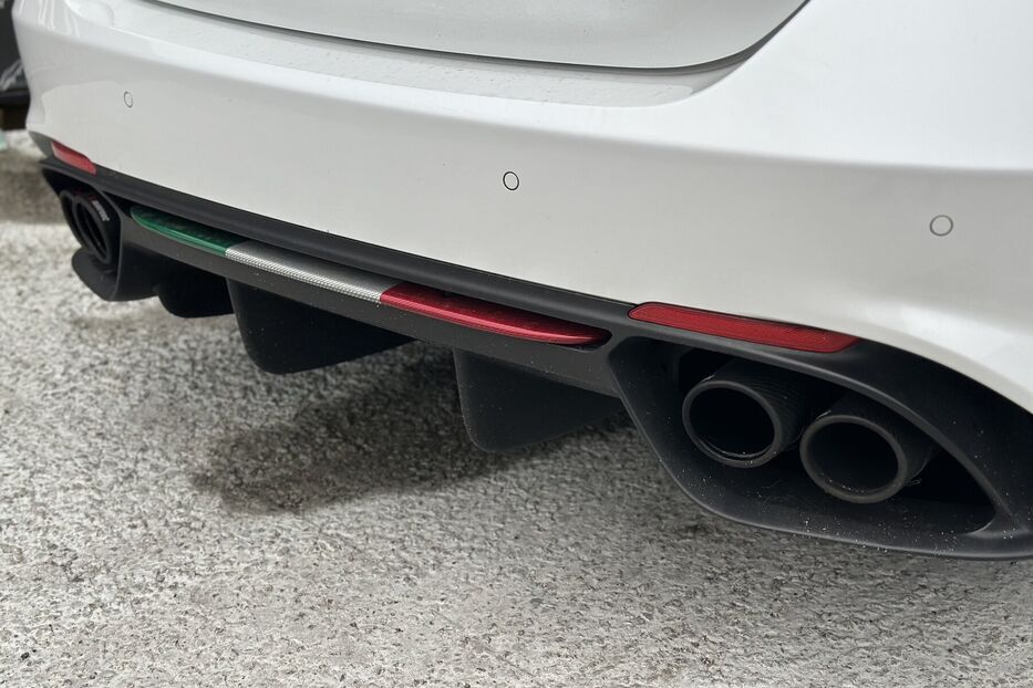 Продам Alfa Romeo Giulia Quadricoglio 2.9 Biturbo 2018 року у Києві