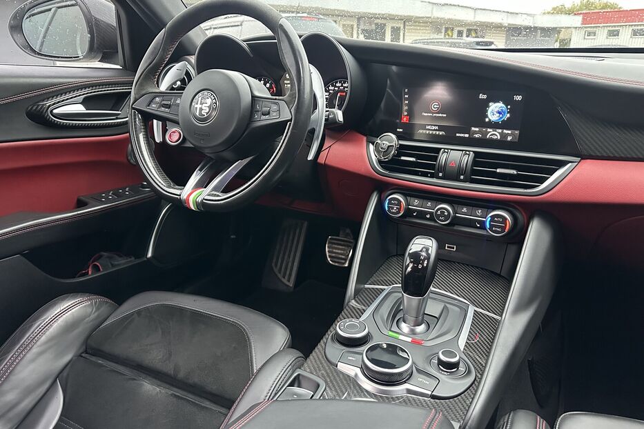 Продам Alfa Romeo Giulia Quadricoglio 2.9 Biturbo 2018 року у Києві