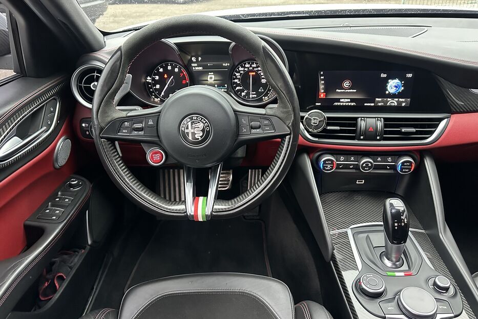 Продам Alfa Romeo Giulia Quadricoglio 2.9 Biturbo 2018 року у Києві
