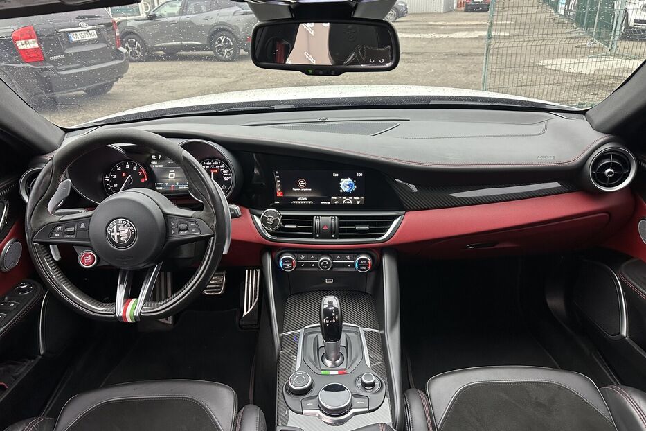 Продам Alfa Romeo Giulia Quadricoglio 2.9 Biturbo 2018 року у Києві