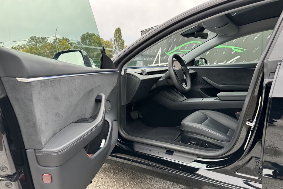 Продам Tesla Model 3 Dual motor Maximum range  2025 року у Києві