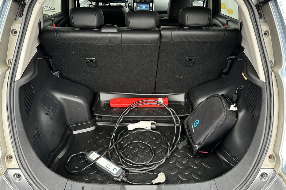 Продам Nissan Leaf 24 квт 2013 року у Луцьку