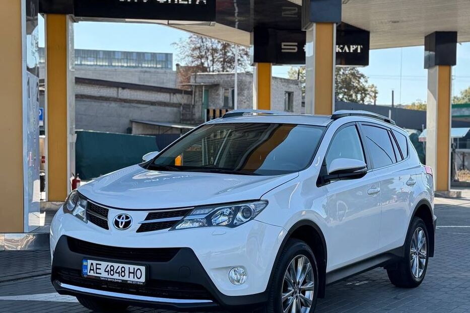 Продам Toyota Rav 4 2013 року у Дніпрі